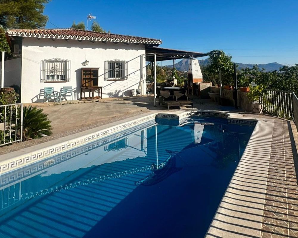 House | Resale in Monda in Monda, Costa del Sol - Main property photo