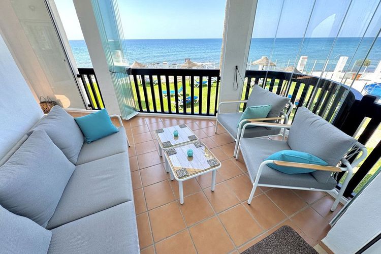 Apartment | Resale in Calahonda in Calahonda, Costa del Sol - Photo 3