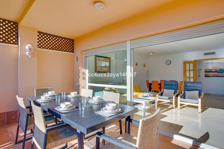 Apartment | Resale in Carib Playa in Carib Playa, Costa del Sol - Photo 5