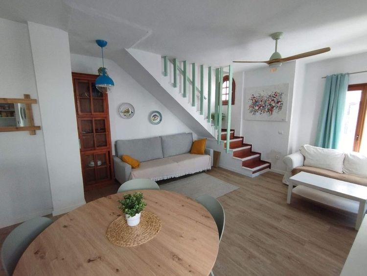 House | Resale in Estepona in Estepona, Costa del Sol - Photo 4