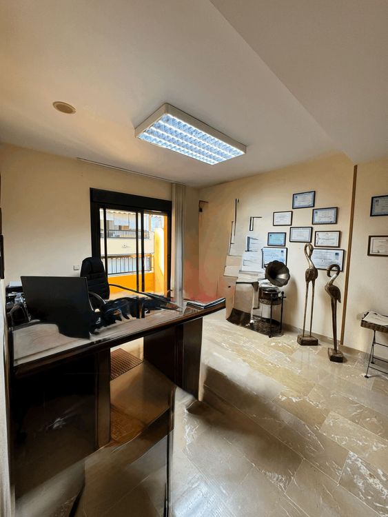 Apartment | Resale in San Pedro de Alcántara in San Pedro de Alcántara Others, Costa del Sol - Photo 3