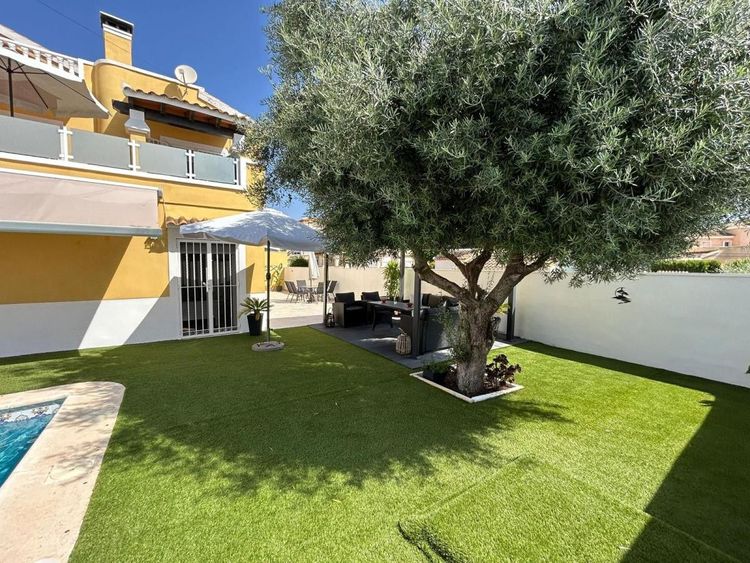 House | Resale in San Miguel de Salinas in San Miguel de Salinas, Costa Blanca - Photo 5