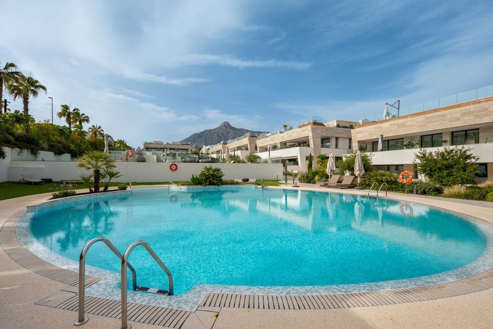 Apartment | Resale in The Golden Mile in The Golden Mile, Costa del Sol - Main property photo