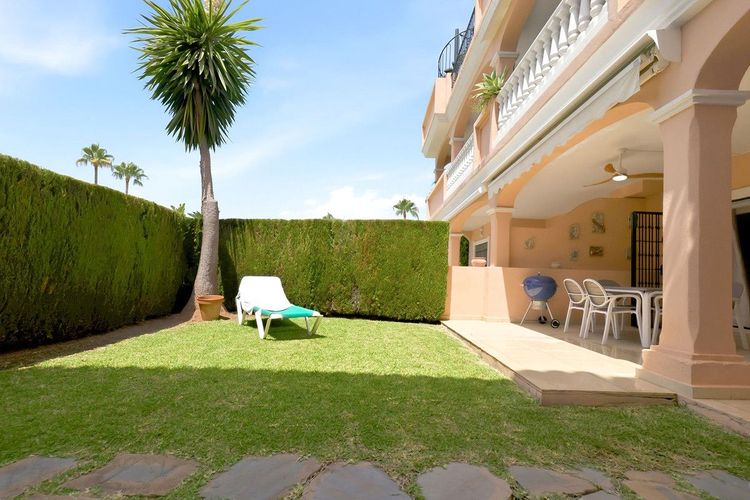 Apartment | Resale in Estepona in Estepona, Costa del Sol - Photo 4