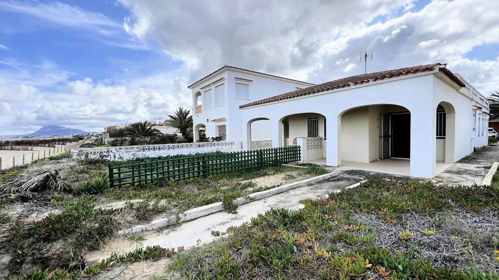 House | Resale in Denia - Property photo 1