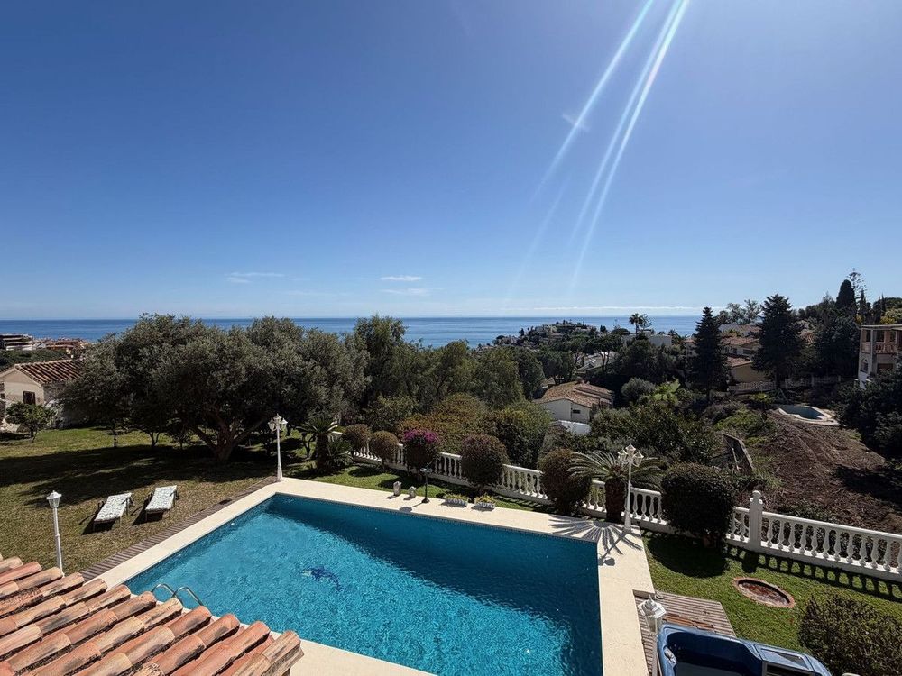 House | Resale in Torremuelle in Torremuelle, Costa del Sol - Main property photo