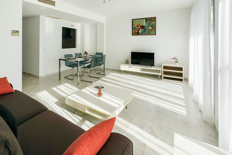 Apartment | Resale in Riviera del Sol in Riviera del Sol, Costa del Sol - Photo 5