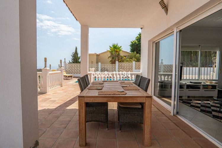 House | Resale in Benajarafe in Benajarafe, Benajarafe - Almayate Bajo, Costa del Sol - Photo 3