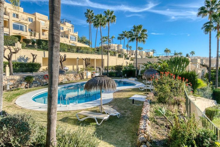 House | Resale in La Quinta - Development photo 1