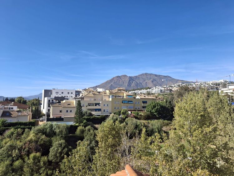 Penthouse | Resale in Estepona in Estepona, Costa del Sol - Photo 4