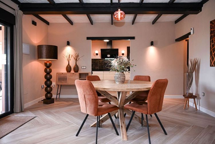 House | Resale in Alhaurín de la Torre in Alhaurín de la Torre, Costa del Sol - Photo 3