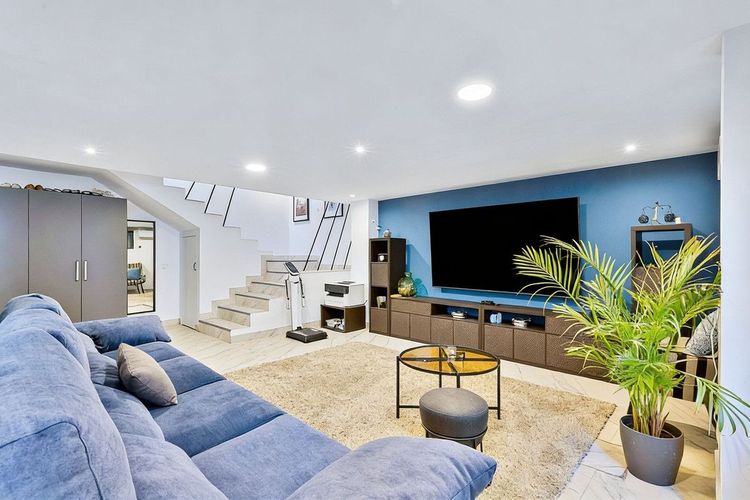 House | Resale in Marbella in Marbella Others, Costa del Sol - Photo 4