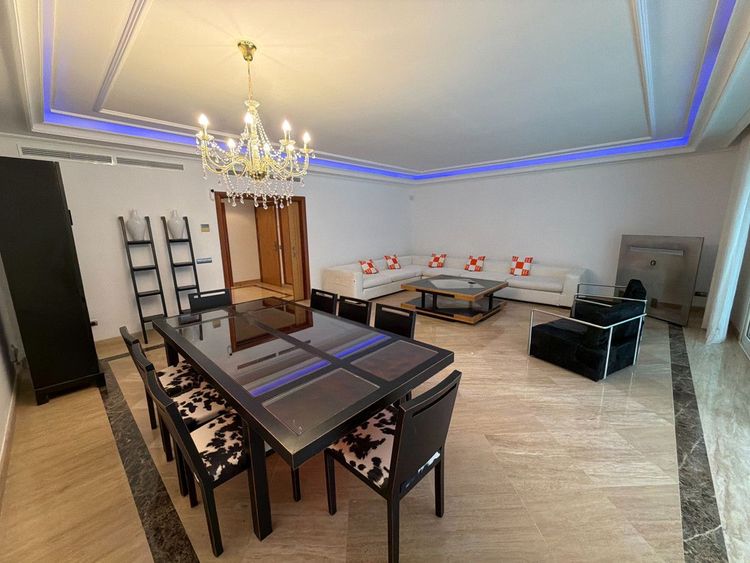 Apartment in Puerto Banús in Puerto Banús, Nueva Andalucía, Costa del Sol - Photo 3