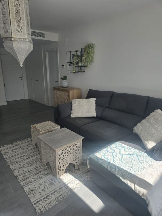 Apartment | Resale in El Faro in El Faro, Costa del Sol - Photo 2
