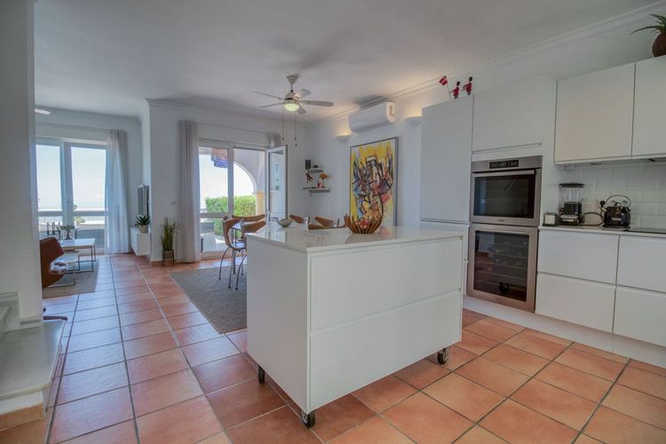 House | Resale in Mijas in Mijas Others, Costa del Sol - Photo 4