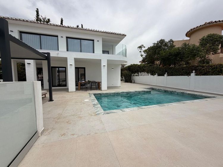 House | Resale in Campo Mijas in Campo Mijas, Costa del Sol - Photo 2