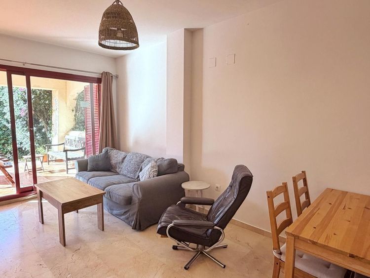 Apartment | Resale in Casares Playa in Casares Playa, Costa del Sol - Photo 3