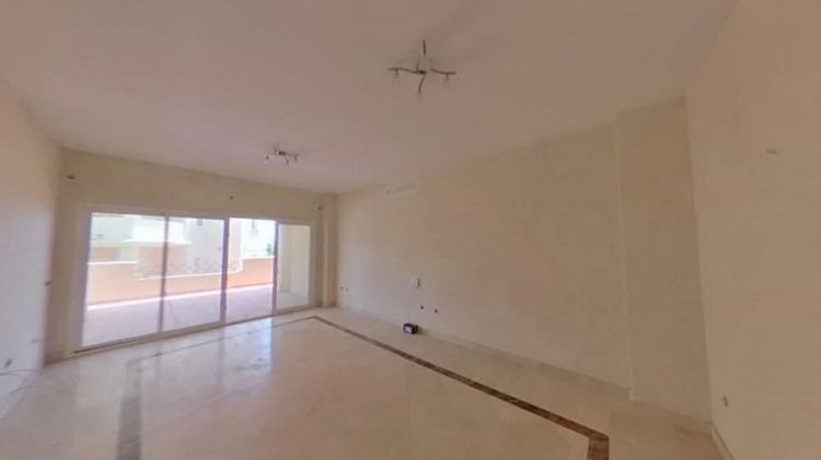 Apartment | Resale in Benahavís in Benahavís Others, Costa del Sol - Photo 4