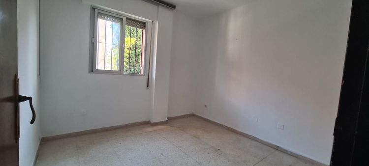 Apartment | Resale in Torremolinos in Torremolinos Others, Costa del Sol - Photo 4