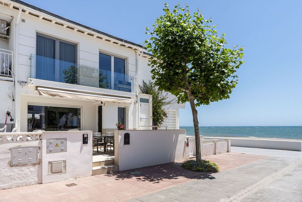 House | Resale in La Cala de Mijas in La Cala de Mijas, Costa del Sol - Main property photo