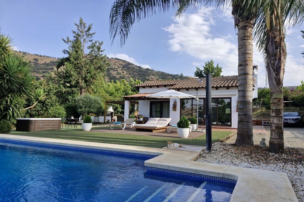 House | Resale in Coín in Coín, Costa del Sol - Main property photo