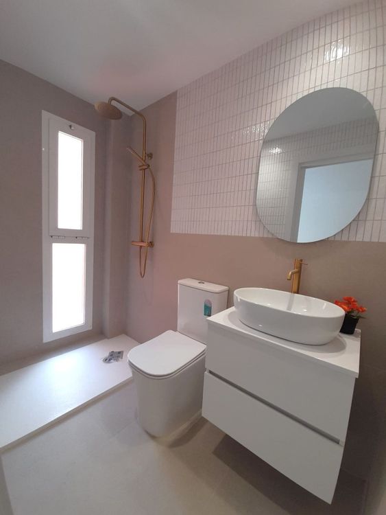 Apartment | Resale in Málaga Centro in Málaga Centro, Málaga City, Costa del Sol - Photo 2