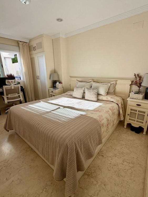 Apartment | Resale in Río Real in Río Real, Costa del Sol - Photo 2