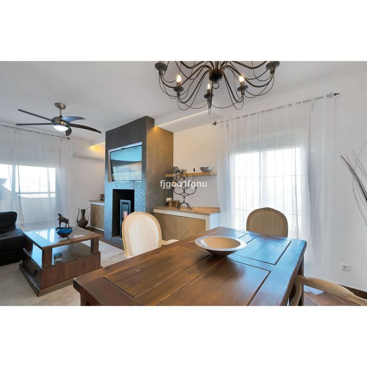 House | Resale in Coín in Coín, Costa del Sol - Photo 2