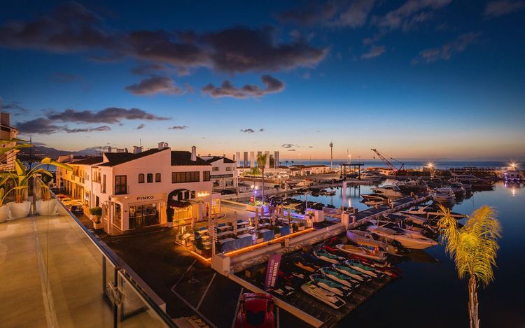 Penthouse | Resale in Puerto Banús in Puerto Banús, Nueva Andalucía, Costa del Sol - Photo 4