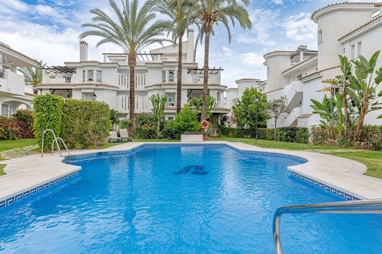 Apartment | Resale in Marbella - Development photo 1