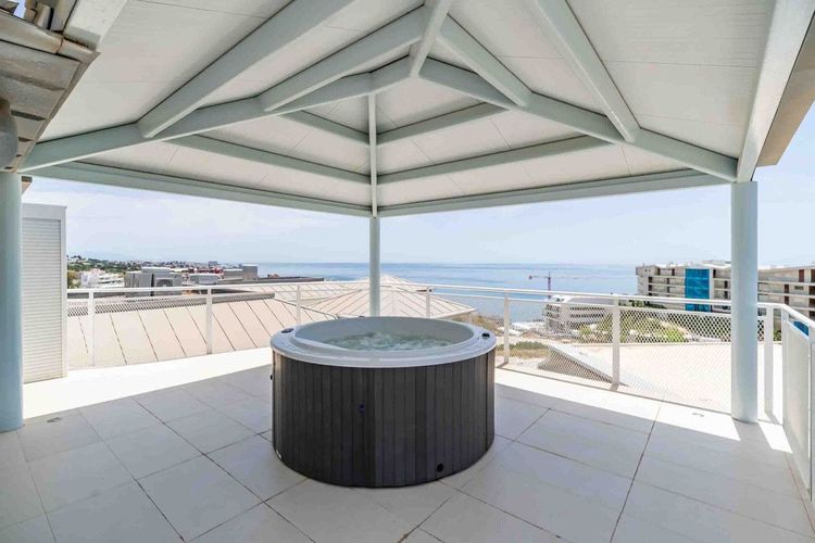 Penthouse | Resale in Fuengirola in Fuengirola Others, Costa del Sol - Photo 2
