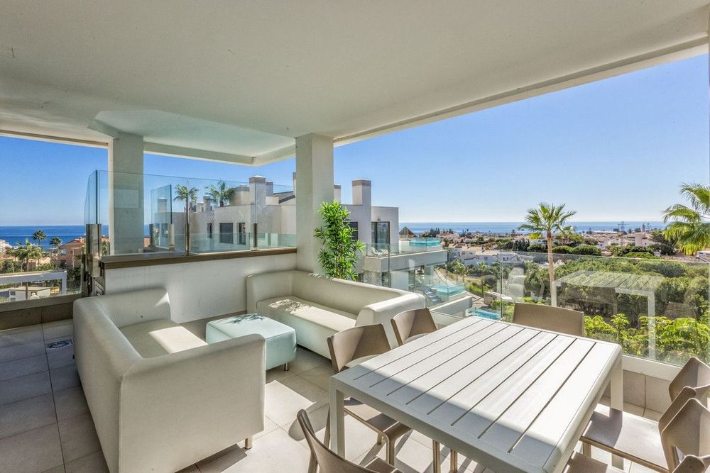 Apartment | Resale in Mijas Costa in Mijas Costa, Costa del Sol - Main property photo