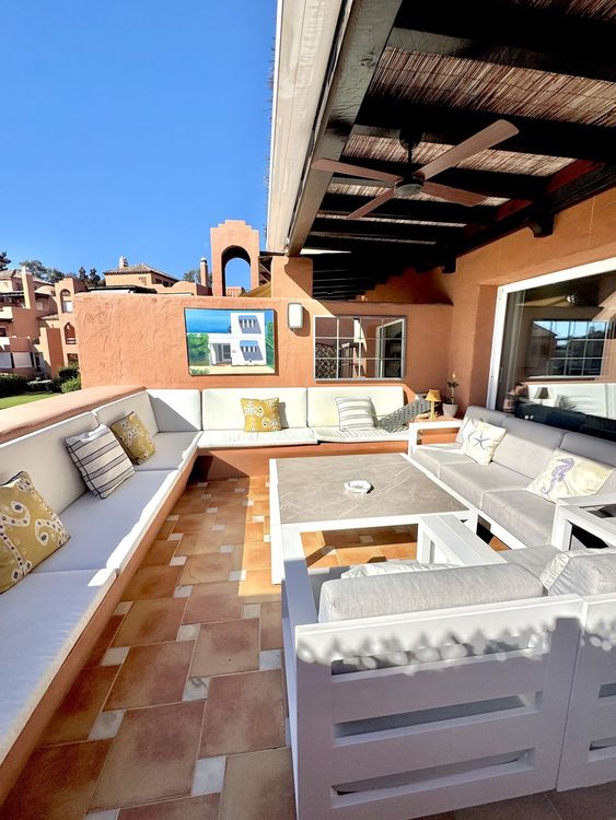 Penthouse | Resale in Guadalmina Baja in Guadalmina Baja, Costa del Sol - Photo 2