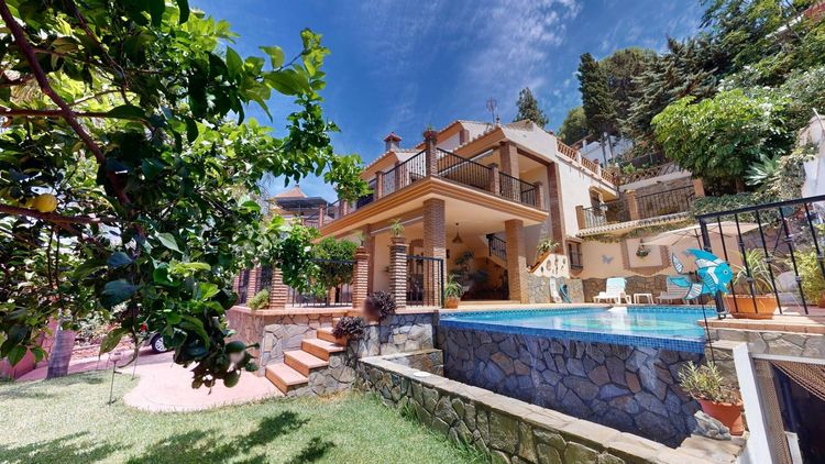 House | Resale in Vélez-Málaga - Development photo 1