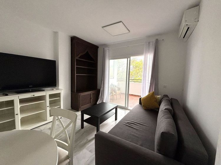 Apartment | Resale in Guadalmina Baja in Guadalmina Baja, Costa del Sol - Photo 5