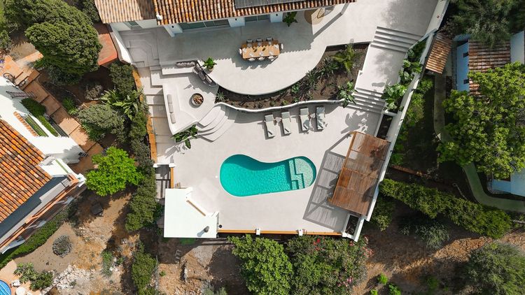 House | Resale in Guadalmina Alta in Guadalmina Alta, Costa del Sol - Photo 4