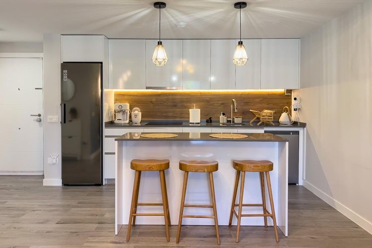 Apartment | Resale in El Chaparral in El Chaparral, Costa del Sol - Photo 5