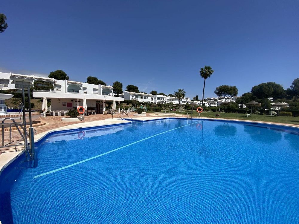 Apartment | Resale in Miraflores in Miraflores, Costa del Sol - Main property photo