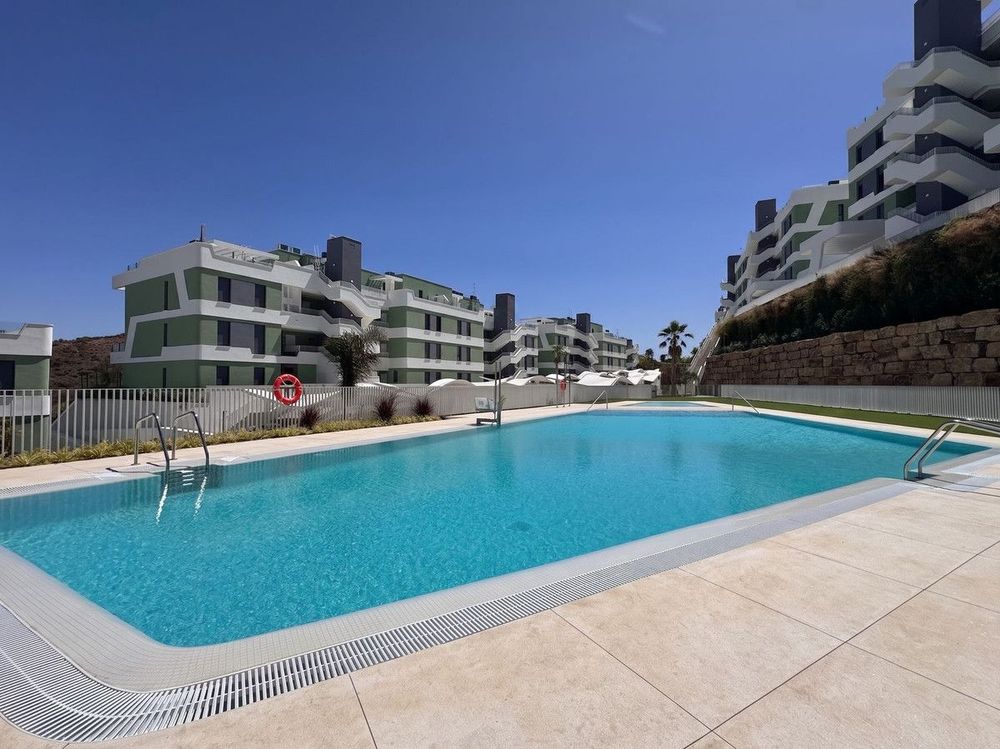 Apartment | Resale in Calanova Golf in Calanova Golf, Costa del Sol - Main property photo