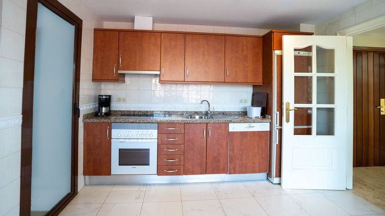 Penthouse | Resale in Puerto Banús in Puerto Banús, Costa del Sol - Photo 4