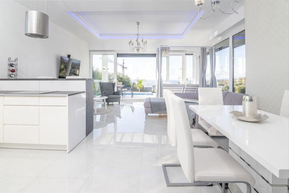 House | Resale in Torreguadiaro in Torreguadiaro, Costa del Sol - Main property photo
