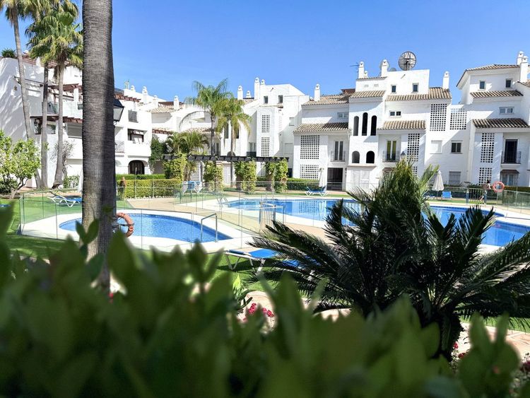 Apartment | Resale in Marbella - Development photo 1