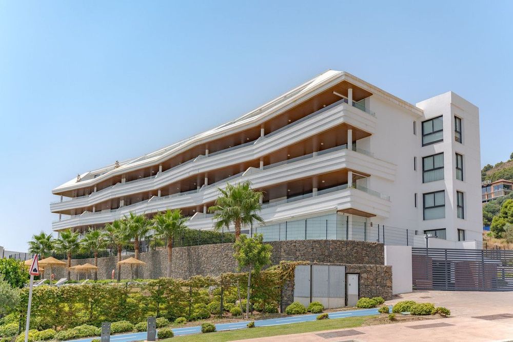 Apartment | Resale in Fuengirola in Fuengirola Others, Costa del Sol - Main property photo