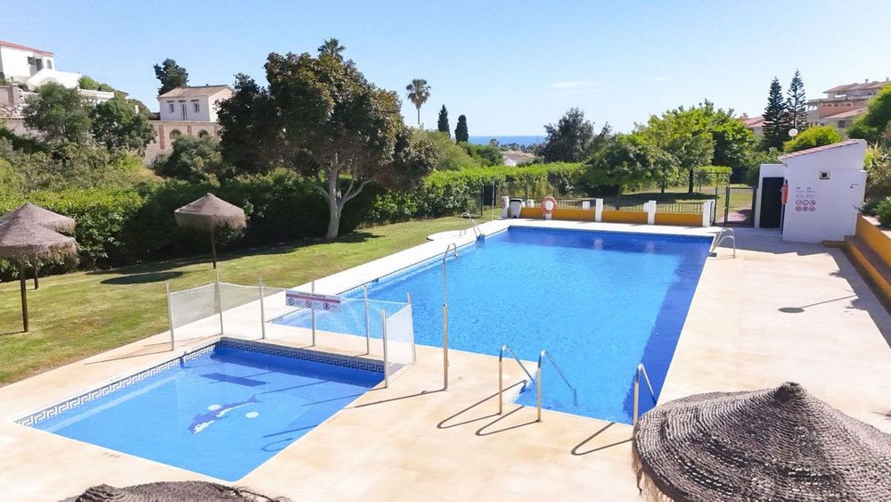 Apartment | Resale in El Faro in El Faro, Costa del Sol - Main property photo