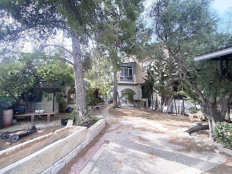 House | Resale in Crevillent in Crevillent, Costa Blanca - Photo 5