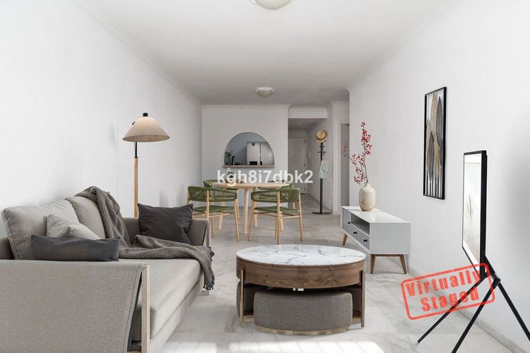 Penthouse | Resale in Benalmadena Costa in Benalmadena Costa, Costa del Sol - Photo 4