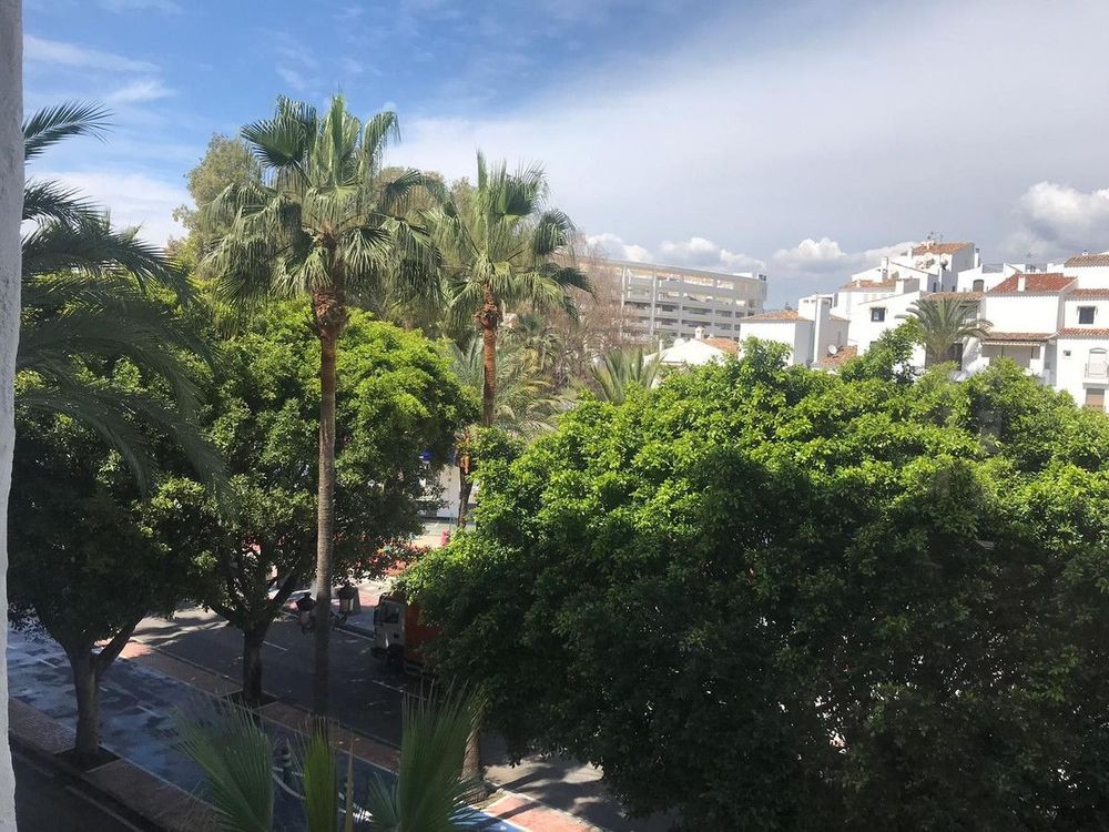 Apartment | Resale in Puerto Banús in Puerto Banús, Costa del Sol - Main property photo