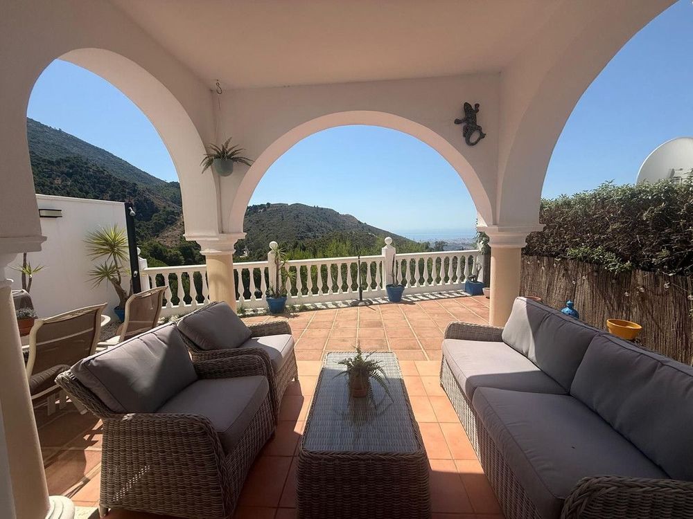 House | Resale in Valtocado in Valtocado, Costa del Sol - Main property photo