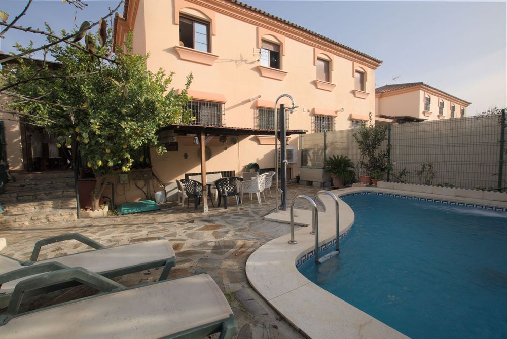 House | Resale in Alhaurín de la Torre in Alhaurín de la Torre, Costa del Sol - Main property photo