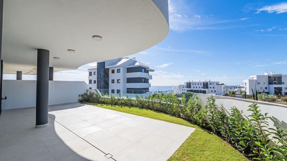 Apartment | Resale in Fuengirola in Fuengirola Others, Costa del Sol - Main property photo